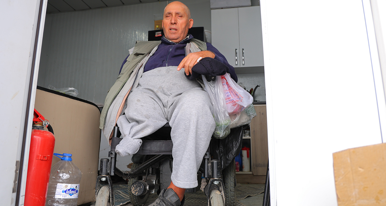 Enkazdan 6 gün sonra kurtuldu, kolunu ve bacağını kaybetti