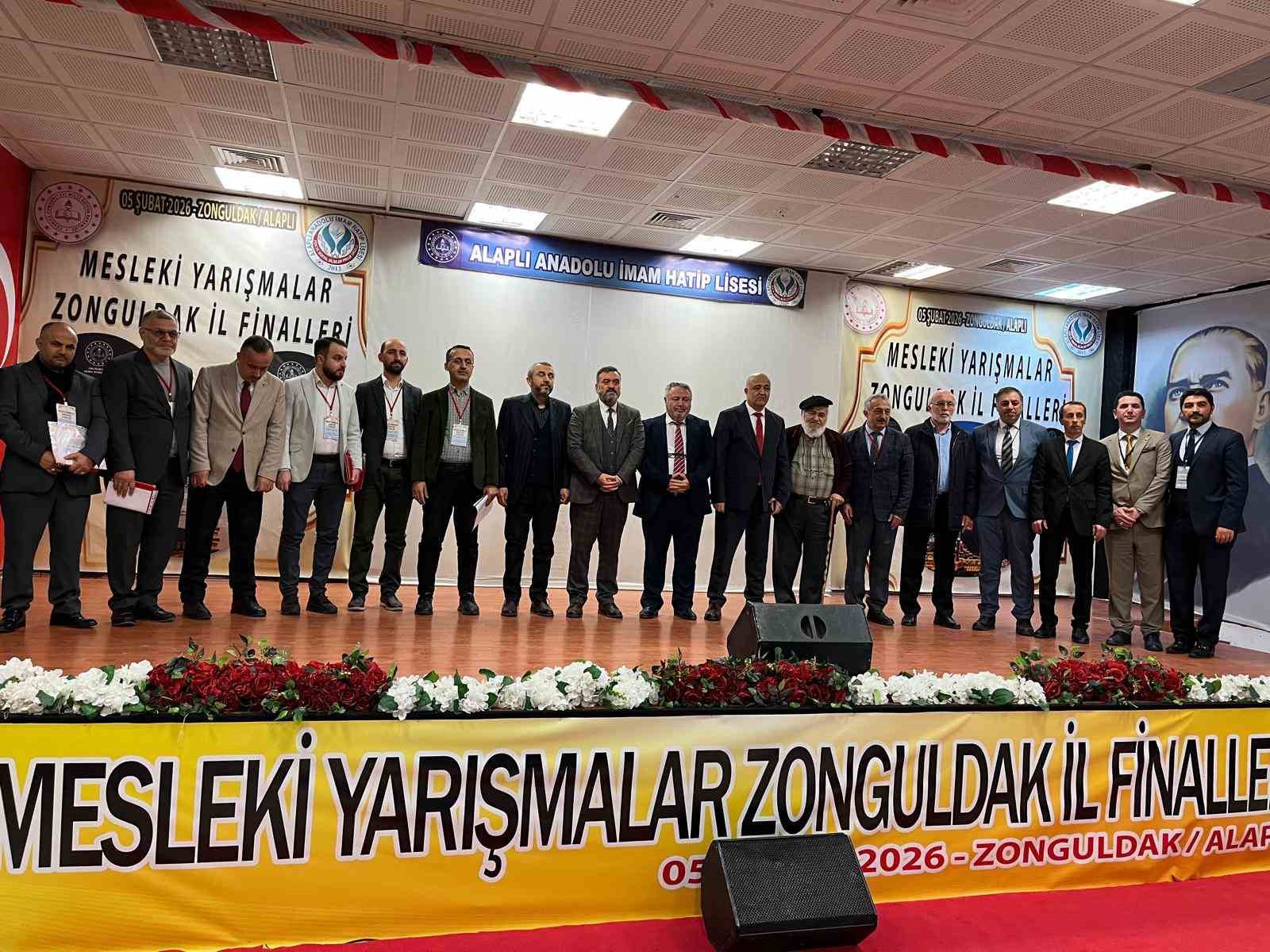 Kur’an-ı Kerim’i Güzel Okuma Yarışması il finali Alaplı’da gerçekleştirildi