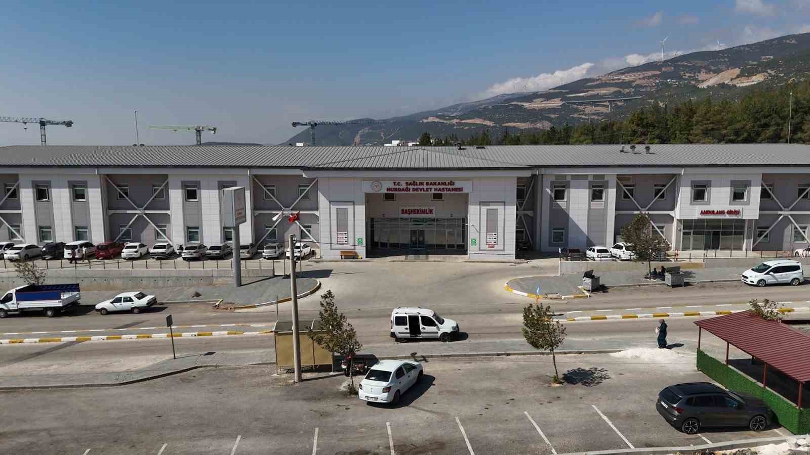 Nurdağı’nda çelik konstrüksiyonlu hastane 9 ayda tamamlandı, deprem bölgesine nefes oldu