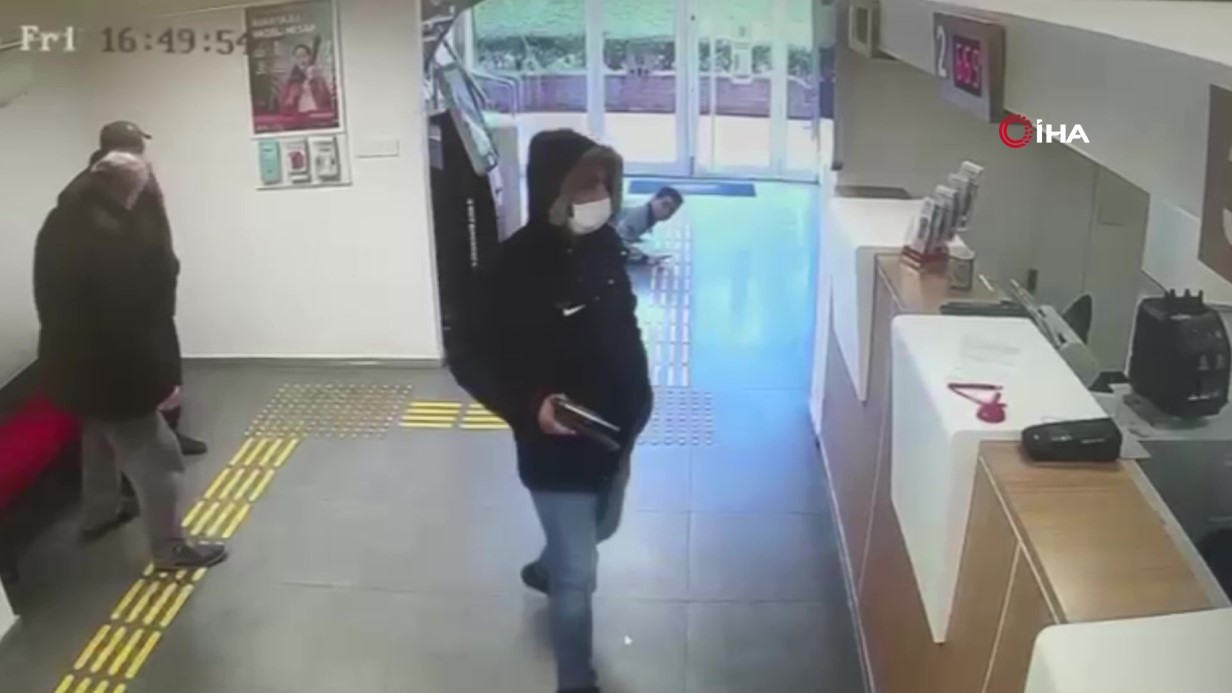 Fatih’teki banka soygunu kamerada