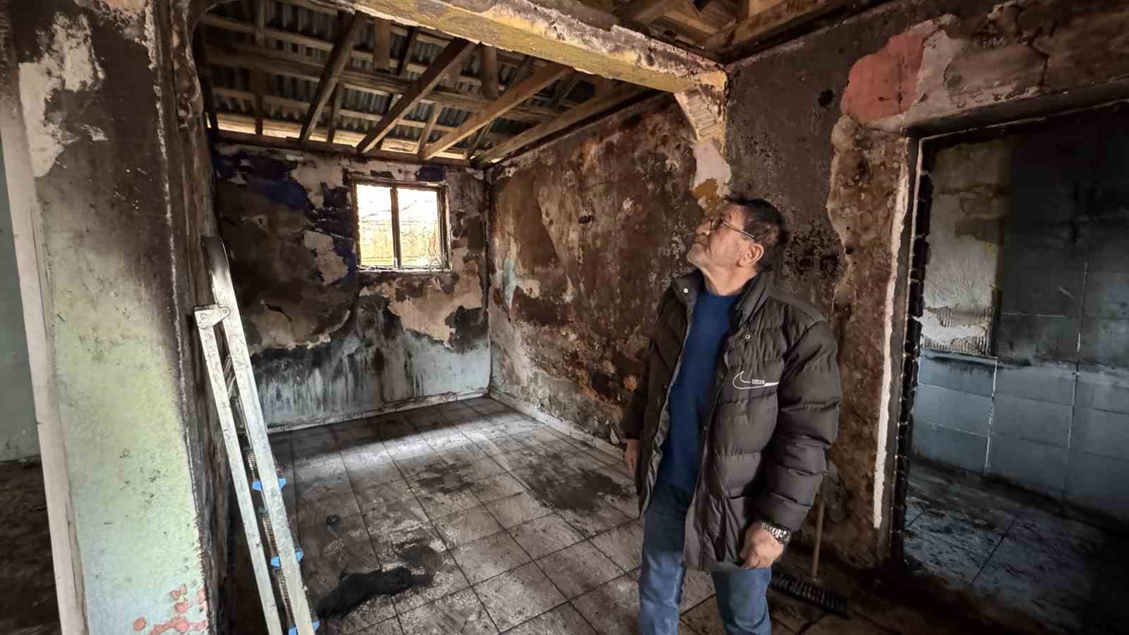 Yangın mağduru engelli vatandaş yardım bekliyor; 