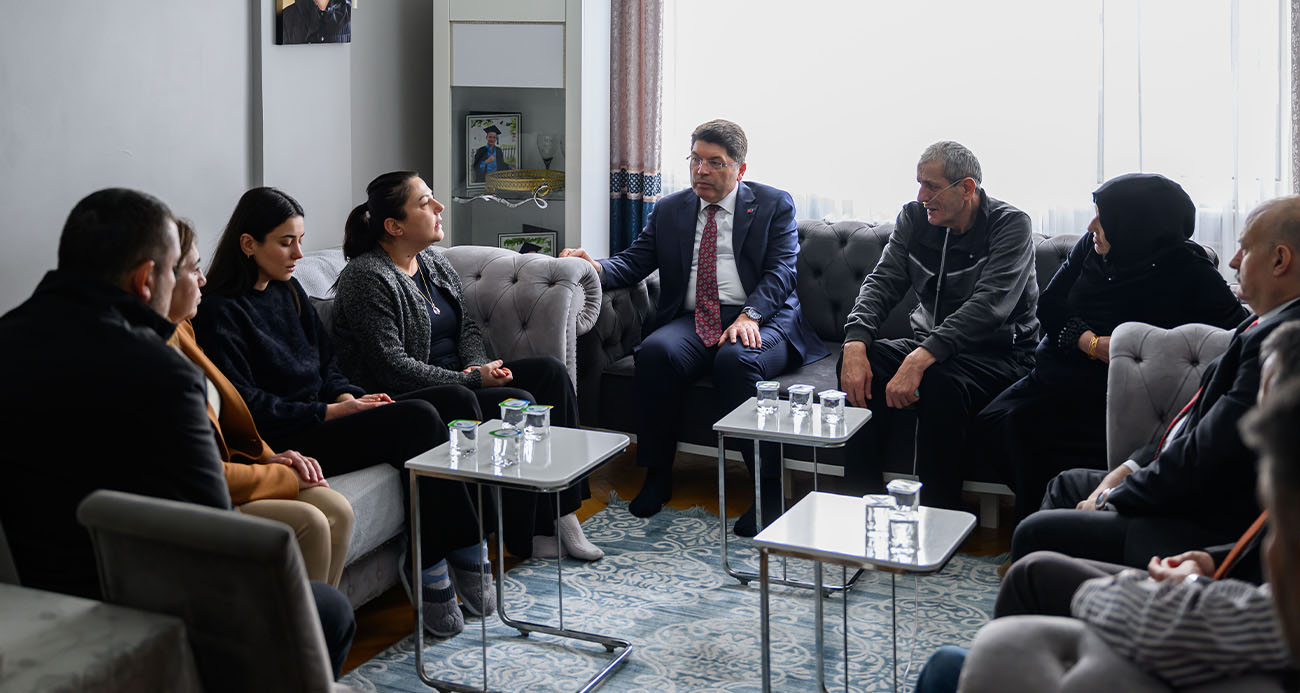 Adalet Bakanı Tunç, Atlas Çağlayan’ın ailesini ziyaret etti