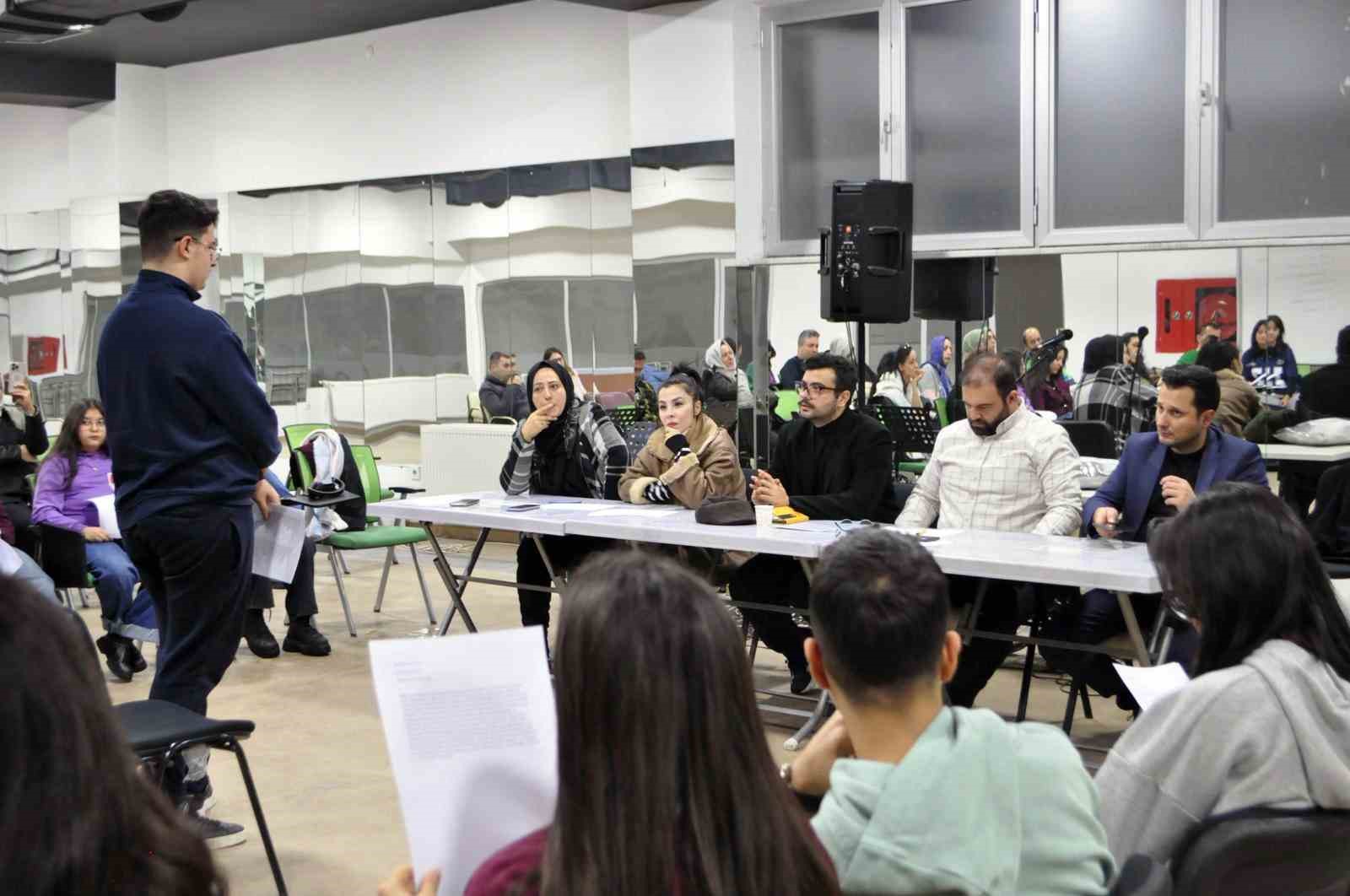 Talas’ın toprağından sahneye 20 yeni yetenek