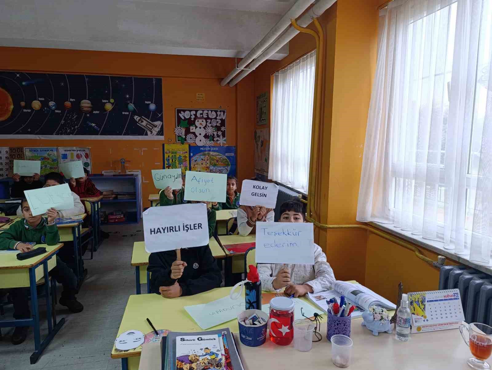 Efeler’de okullarda sevgi ve saygı dili güçlendi