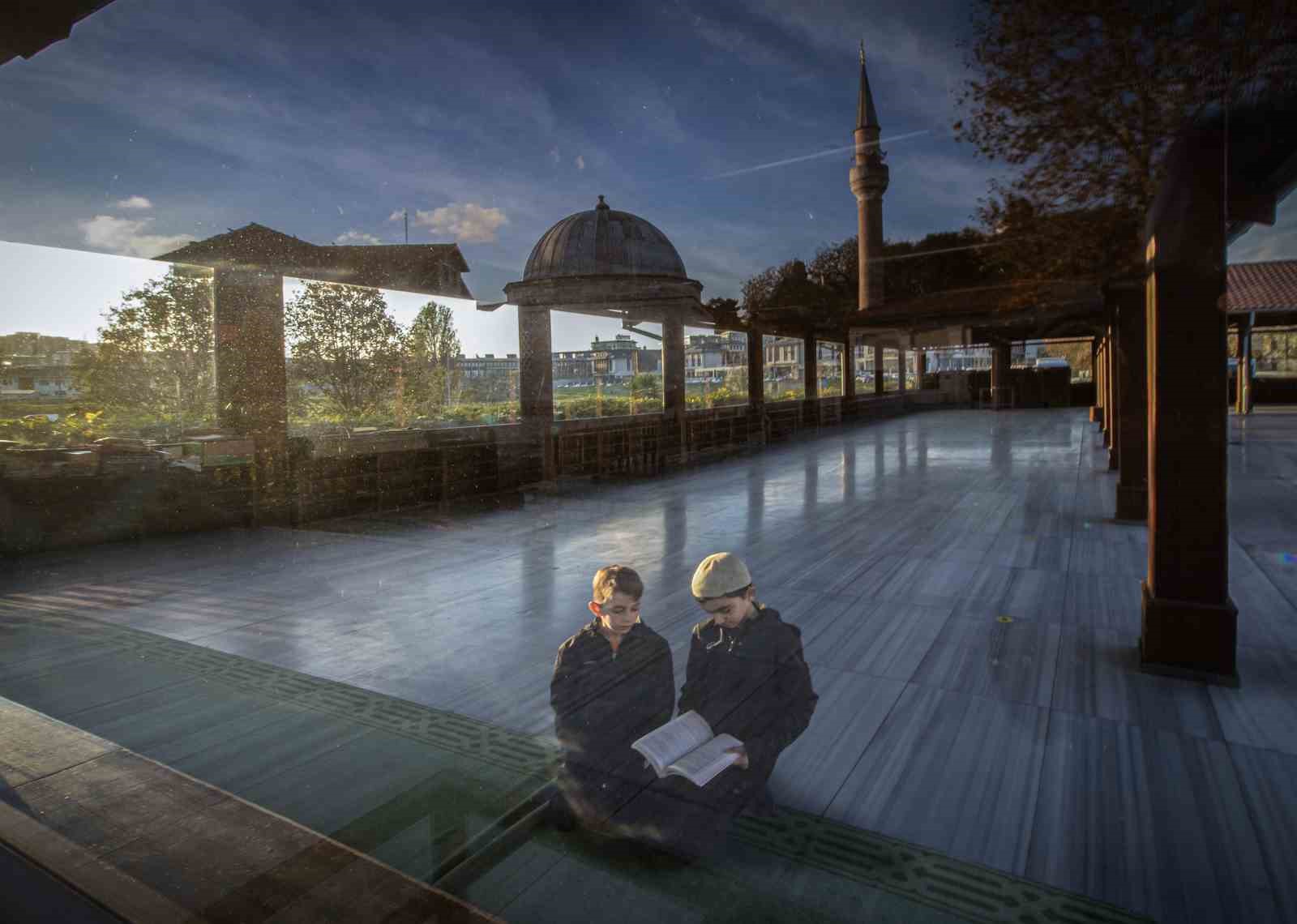 Manisalı sağlıkçı, 