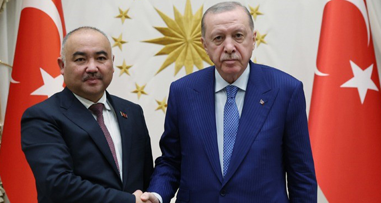 Cumhurbaşkanı Erdoğan, Kırgızistan Meclis Başkanı Turgunbek uulu’yu kabul etti