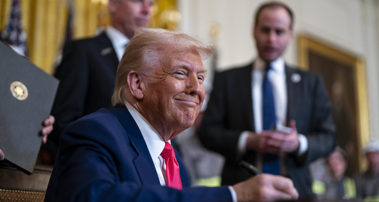 FBI'a ait belgede Trump’ın 2006’da Epstein ile ilgili olarak polisi aradığı iddiası