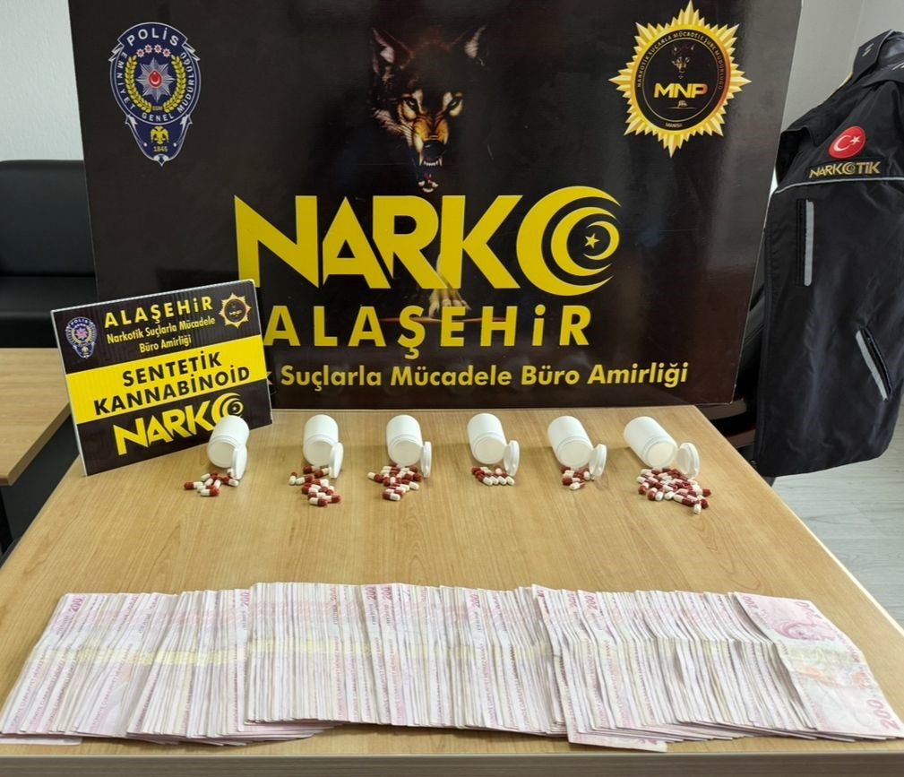 Manisa’da 4 adrese eş zamanlı narkotik baskını