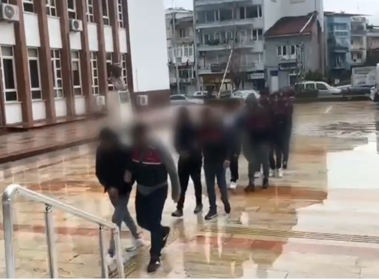 Aydın’da terör örgütü propagandası yapan şüpheliler yakalandı