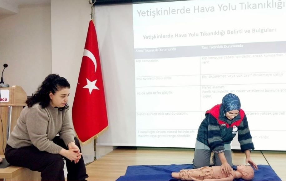 Tunceli’de ilk yardım eğitim sertifikasyon eğitimi