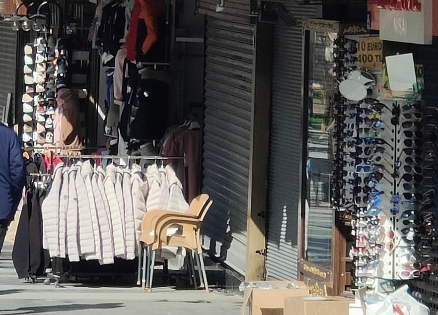 Kuşadası’nda kuyumcu soygununa 