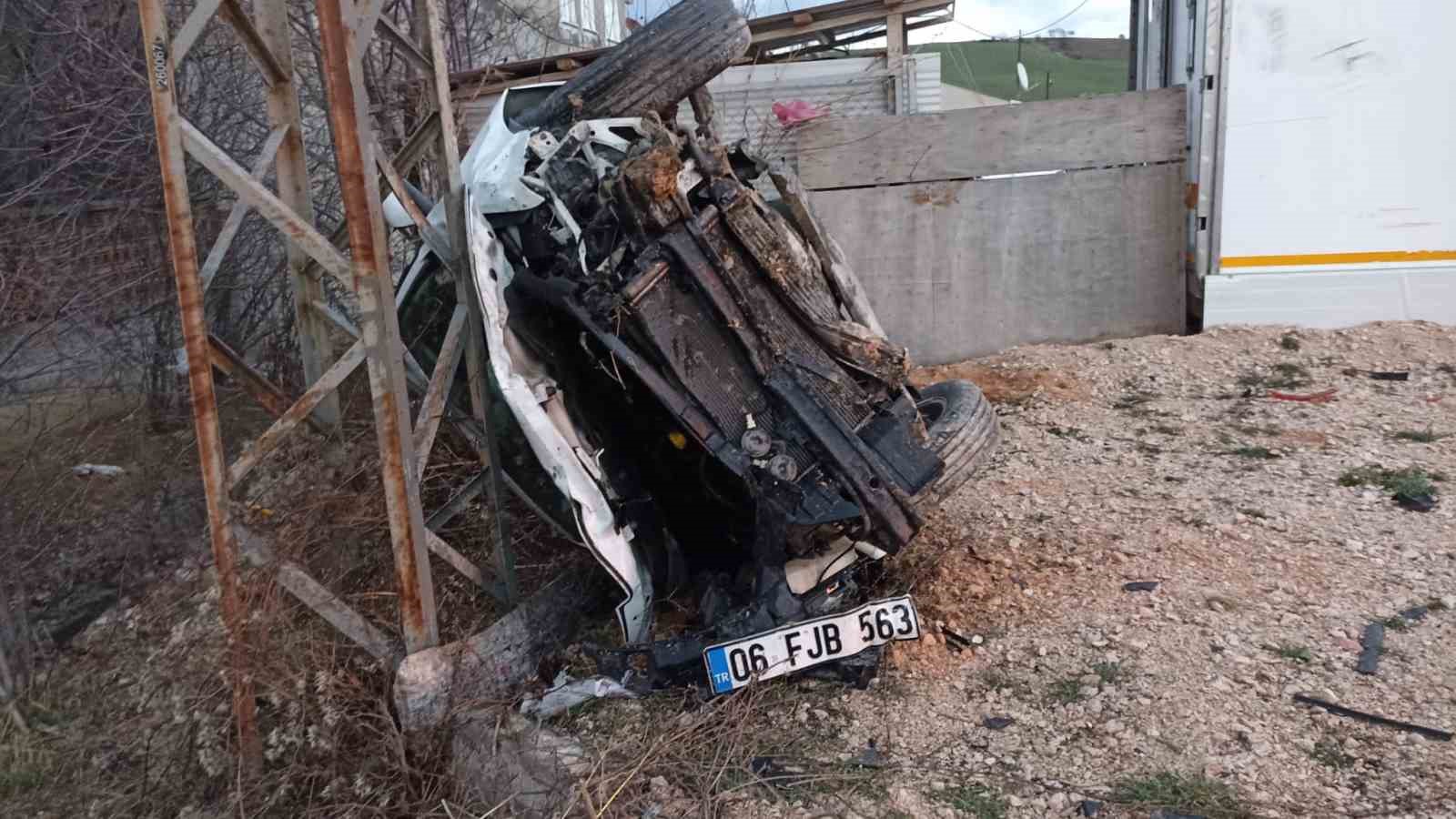 Samsun’da otomobil takla attı: 2 yaralı