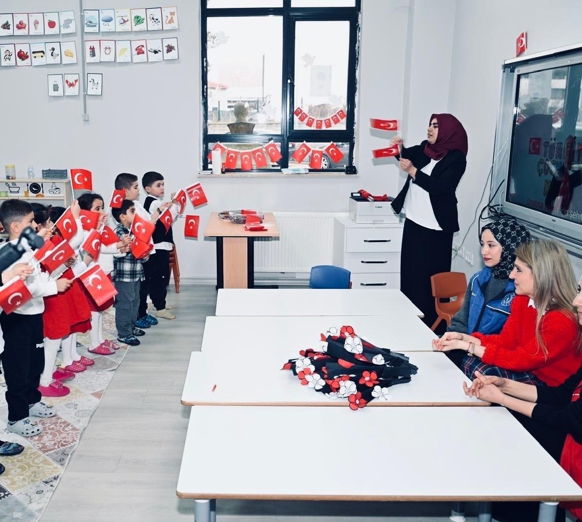 Milletvekili Ölmeztoprak öğrencilerle buluştu