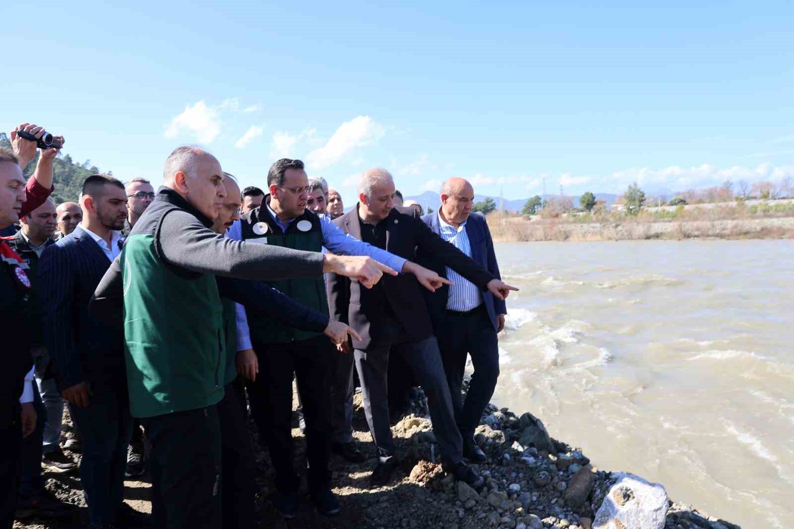 Bakan Yardımcısı Gizligider: 