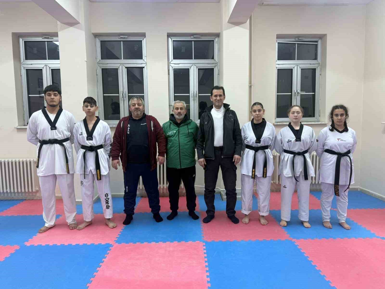 Kyokushin-Kan Federasyonu Türkiye Başkanı Kocal’dan Pazarlar Spor Lisesi’ne ziyaret