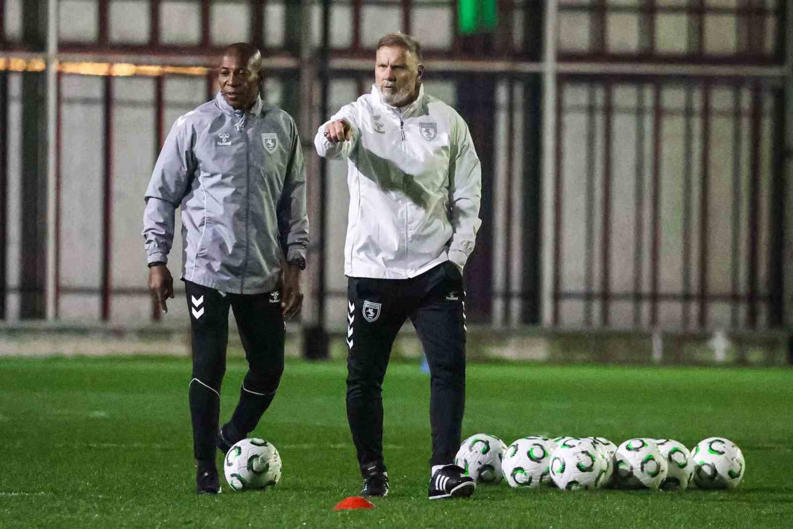 Thorsten Fink, Samsunspor’un başında ilk antrenmanına çıktı