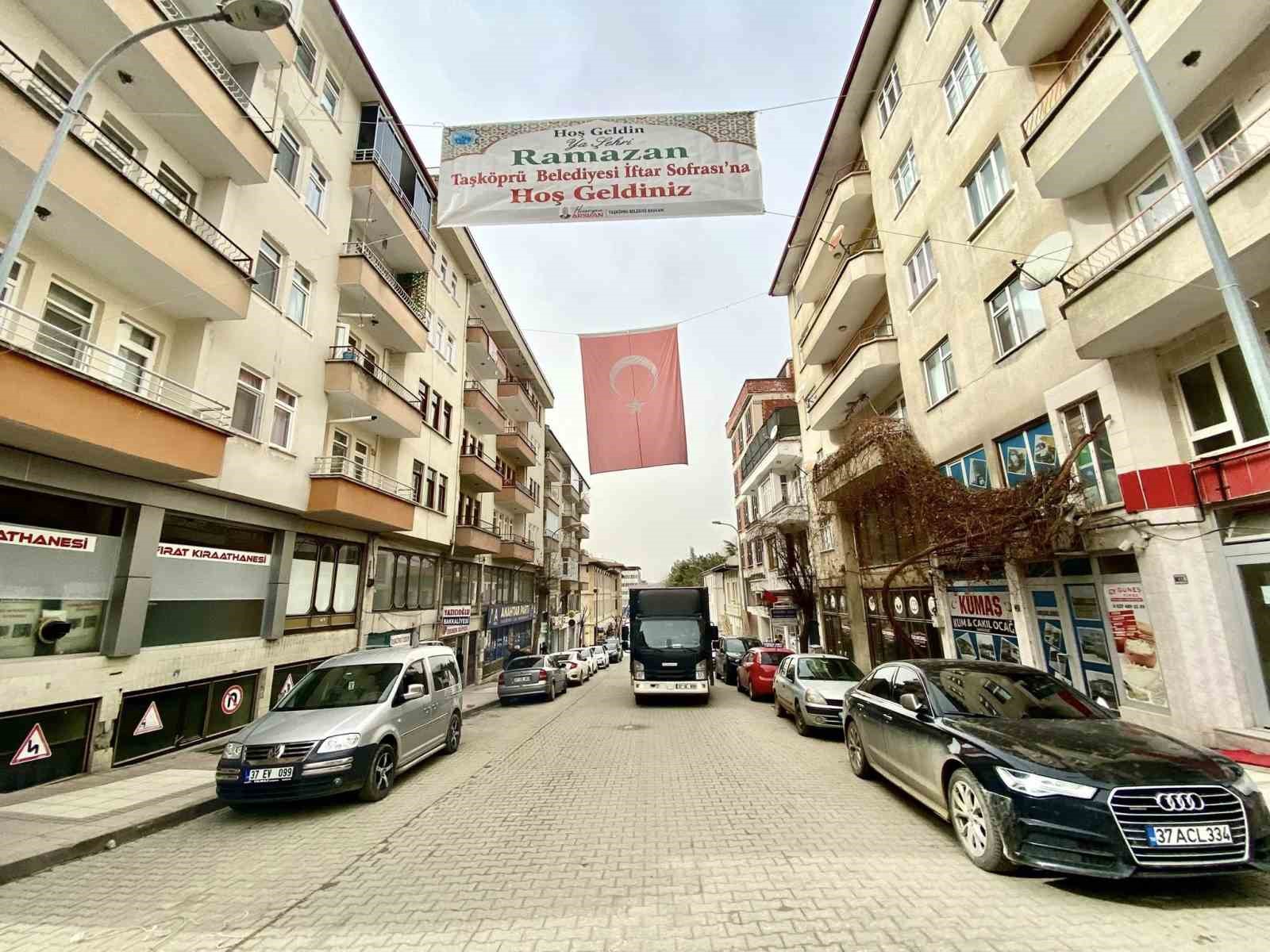 Taşköprü Belediyesi, iftar çadırını bu yıl da kapalı alanda kuracak