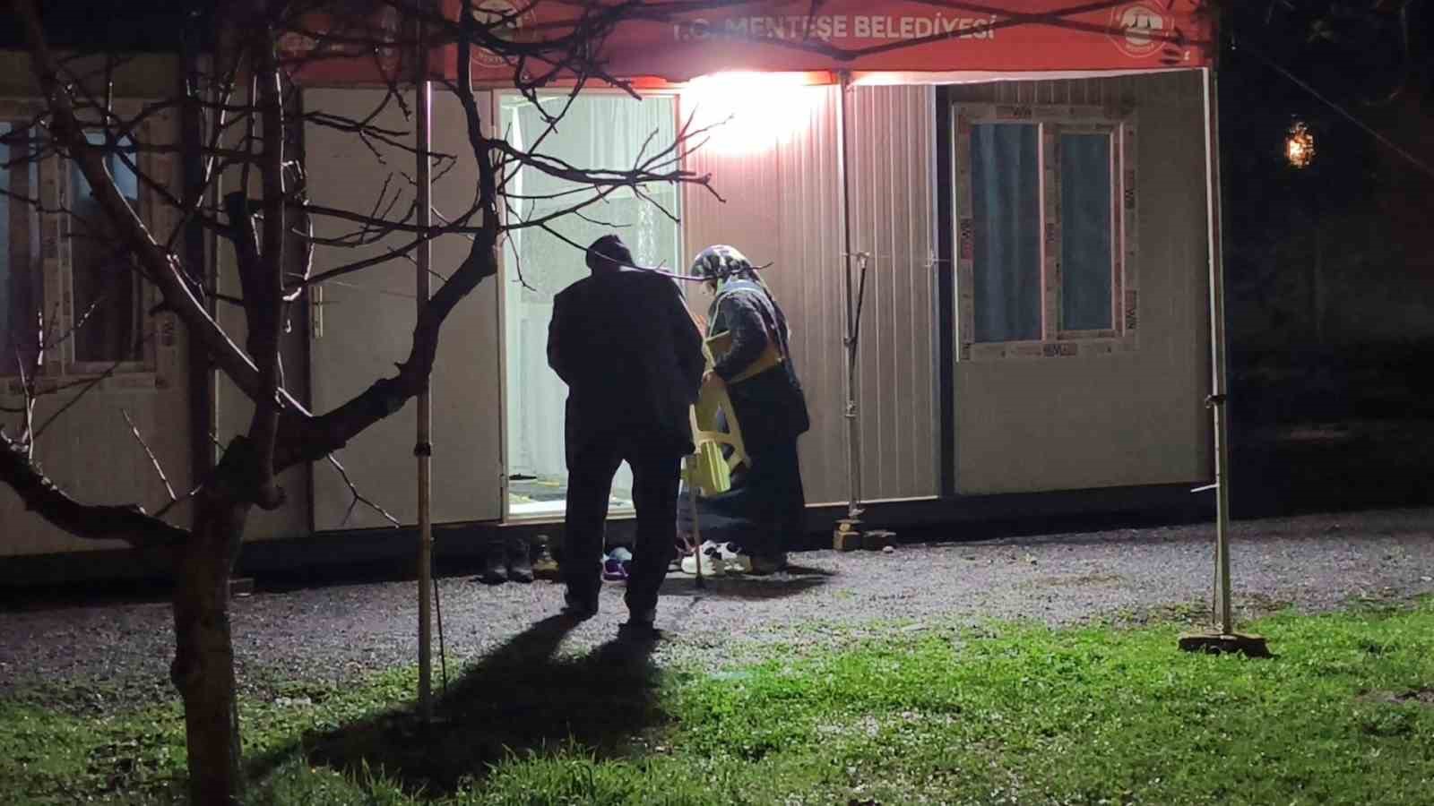 Menteşe 112 evler sakinlerinin cami hasreti