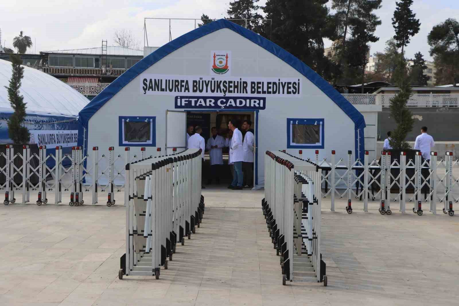 Şanlıurfa’da binlerce kişi iftarda buluşuyor