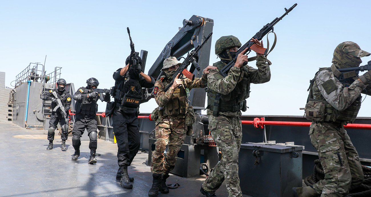 İran ile Rusya arasında ortak deniz tatbikatı