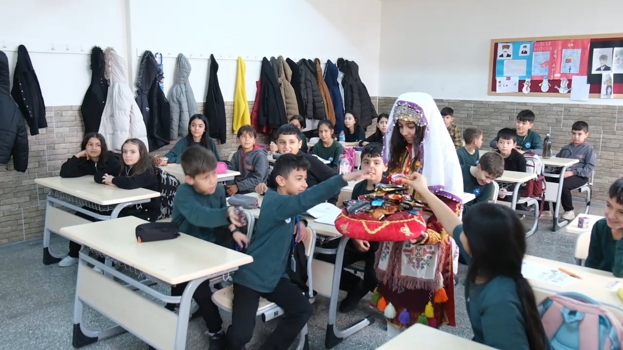 Ortaokul öğrencilerinden Ramazan ayında anlamlı etkinlik