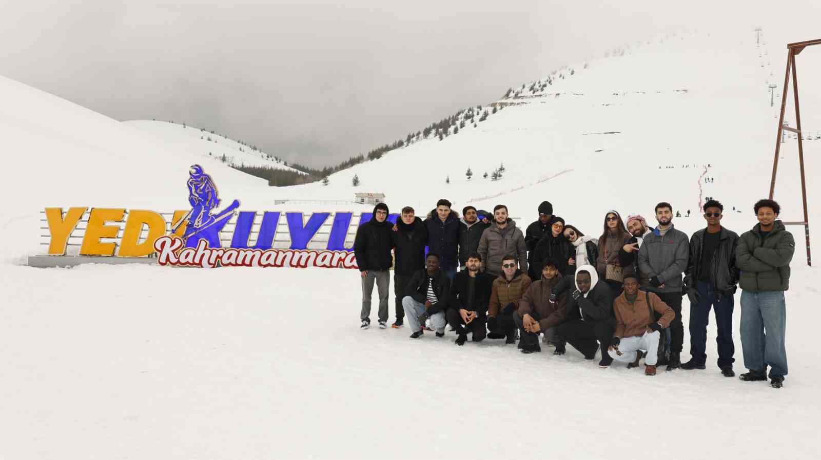 GİBTÜ Uluslararası Öğrencileri Yedikuyular ’da karın keyfini çıkardı