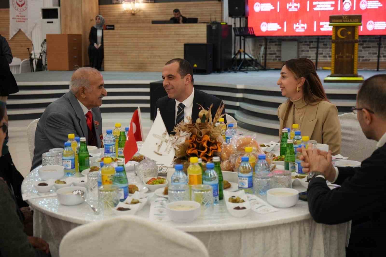 Iğdır’da şehit aileleri ve gaziler iftar sofrasında buluştu