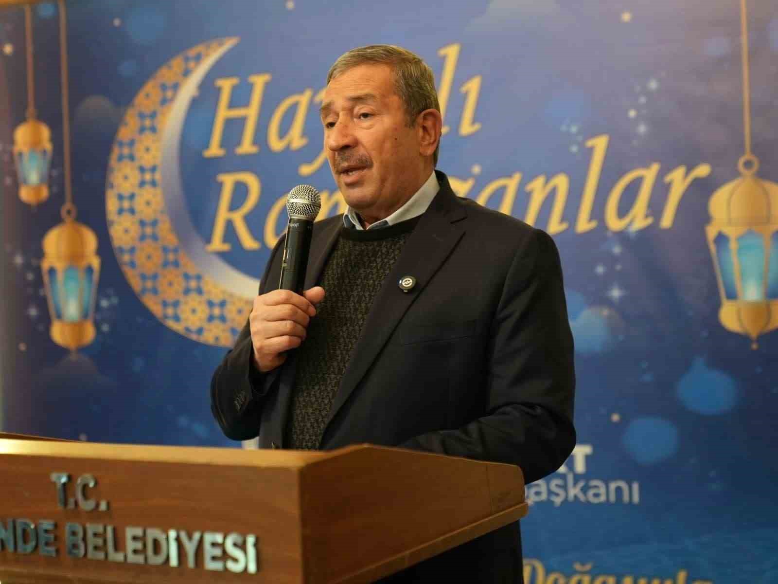 Darende Belediye Başkanı Bozkurt, personelle iftarda bir araya geldi