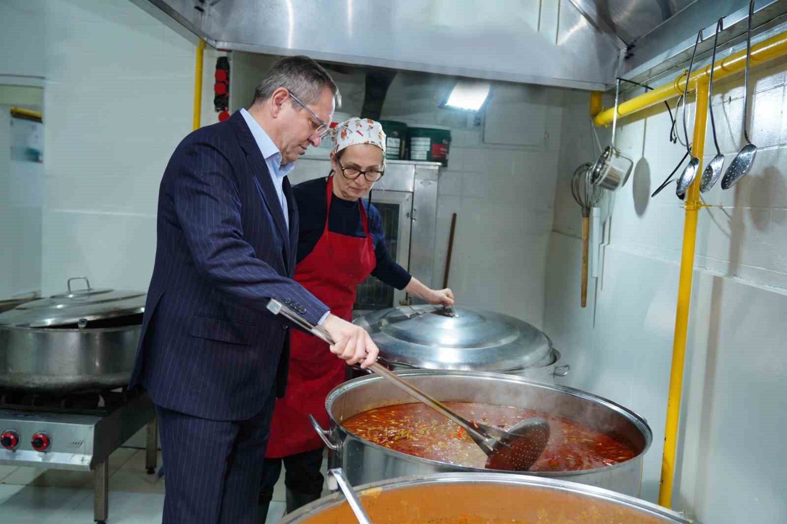 Ayvalık Belediye Başkanı Mesut Ergin: 