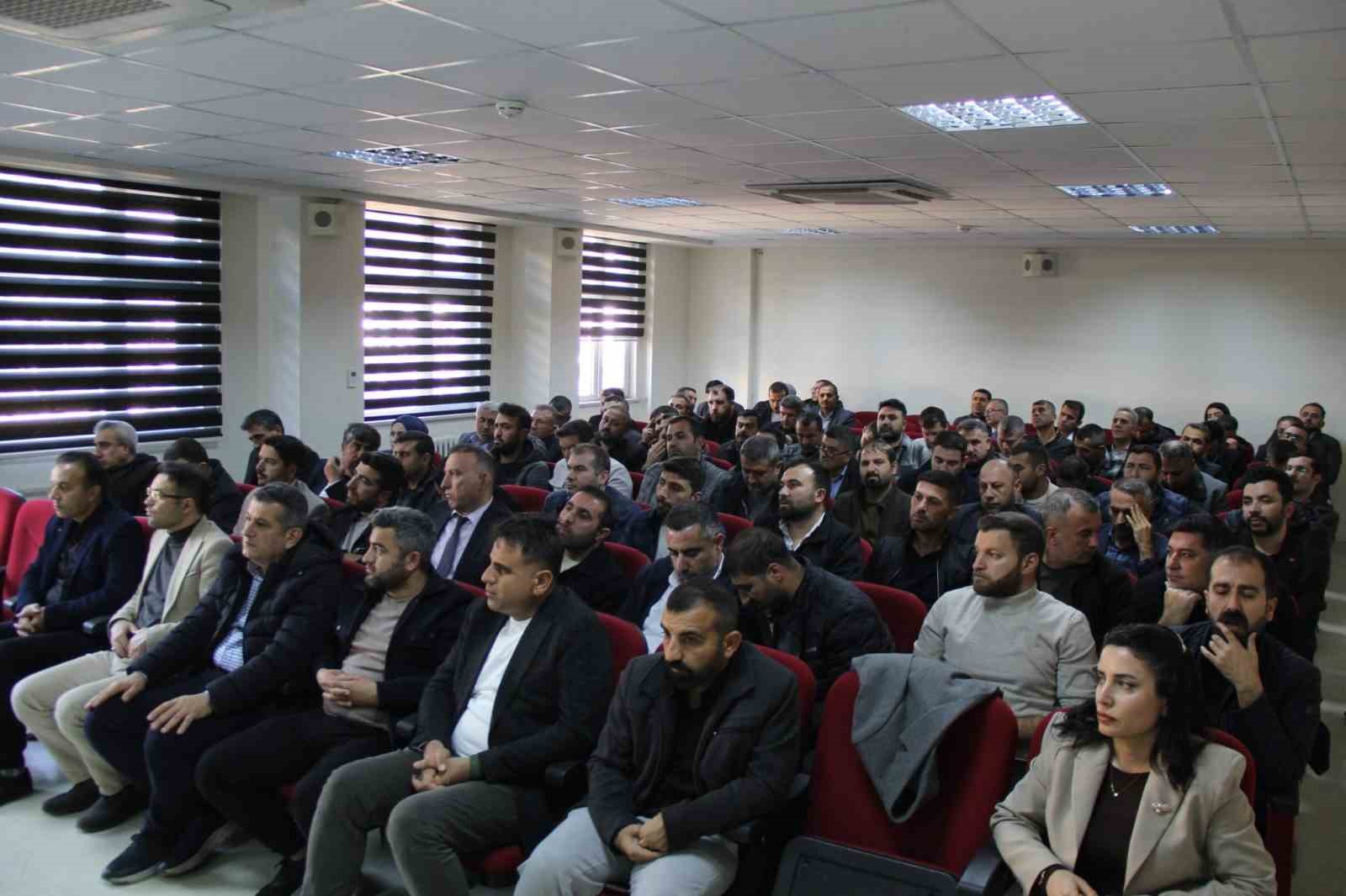 Cizre’de 2. dönem okul müdürleri buluşması