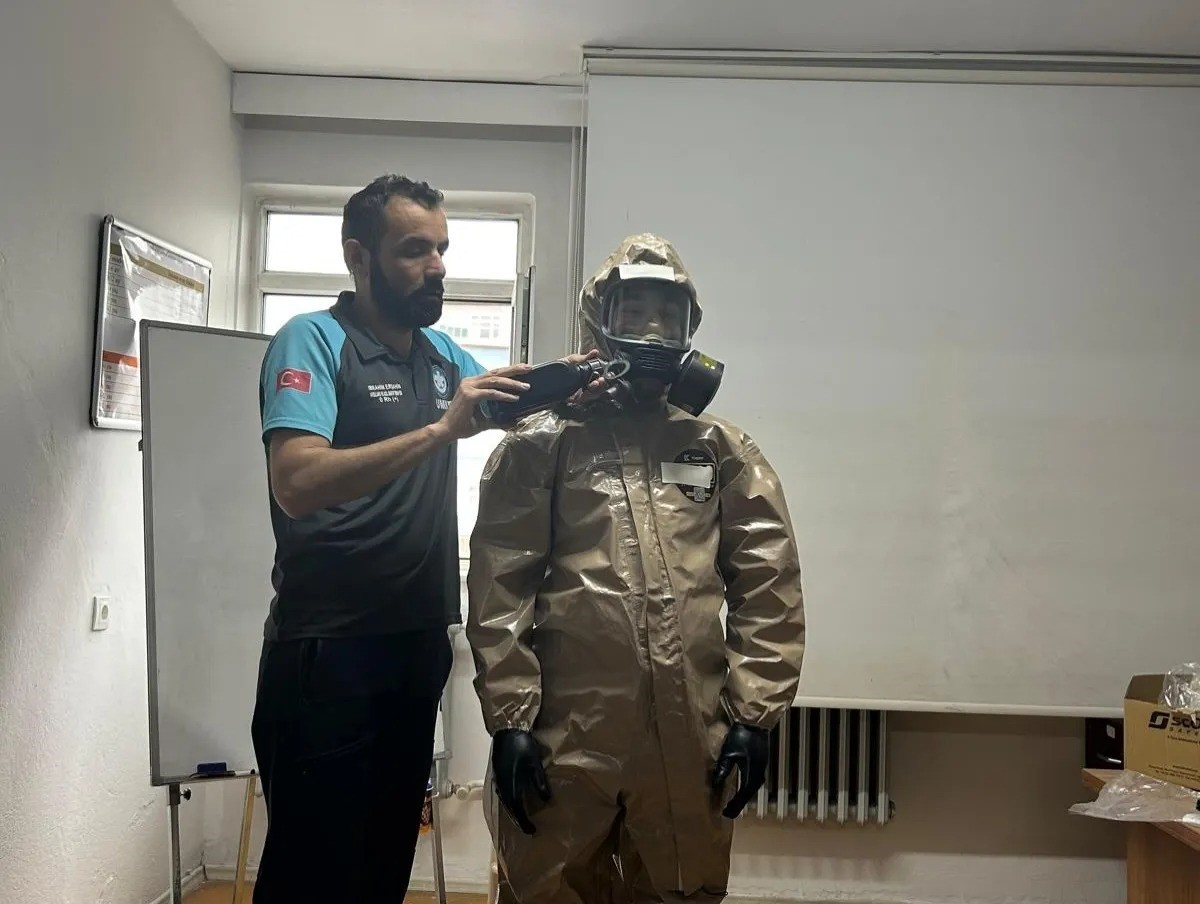 Sinop’ta sağlıkçılara KBRN farkındalık eğitimi