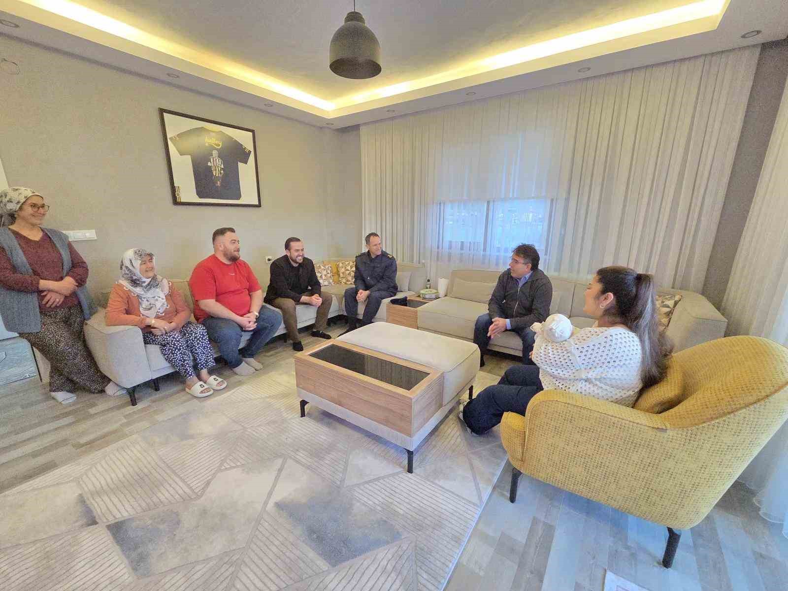 Marmaris Kaymakamı Kaya, Ramazan’da vatandaşlarla buluştu