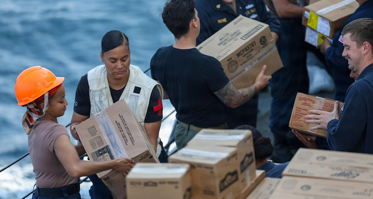 CENTCOM'dan ABD gemilerine ikmal paylaşımı