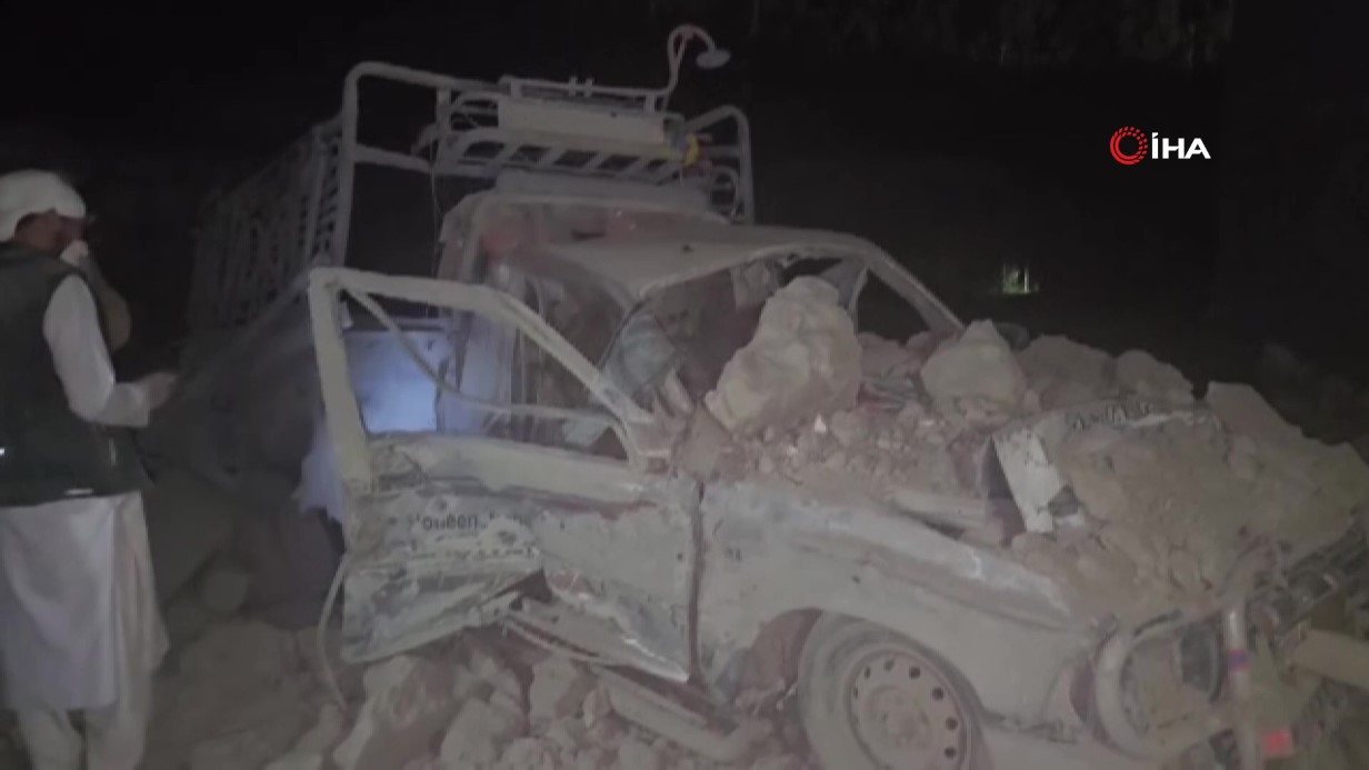 Pakistan’ın Afganistan’da gerçekleştirdiği saldırılarda 25 kişi öldü