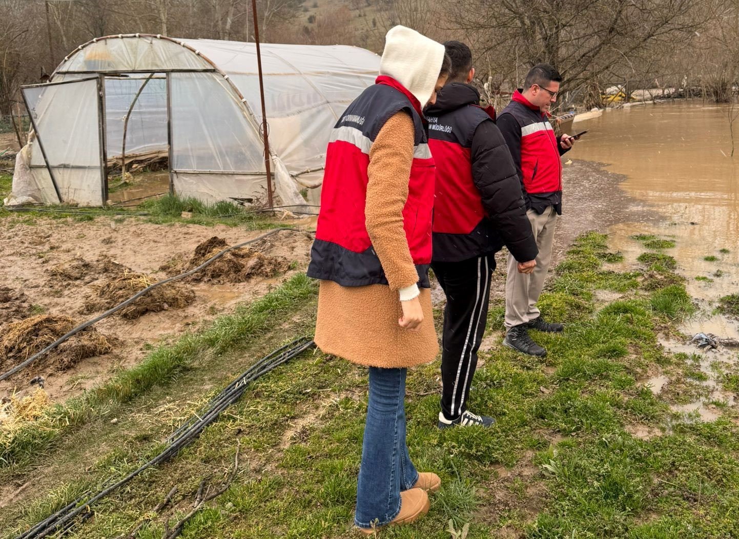 Emet’te selden etkilenen arazilerde hasar tespiti