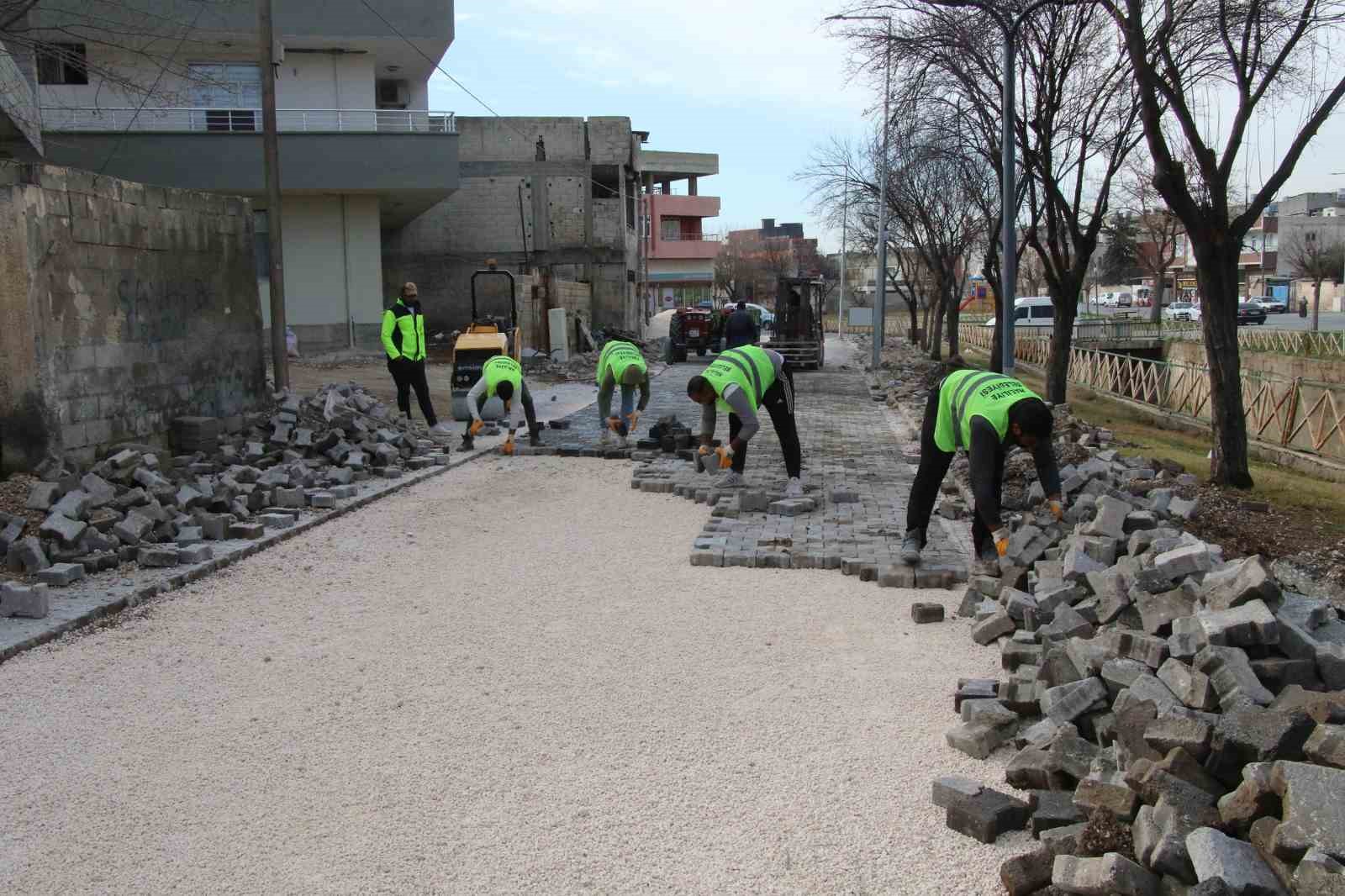 Haliliye’de üstyapı çalışmaları hız kesmeden sürüyor