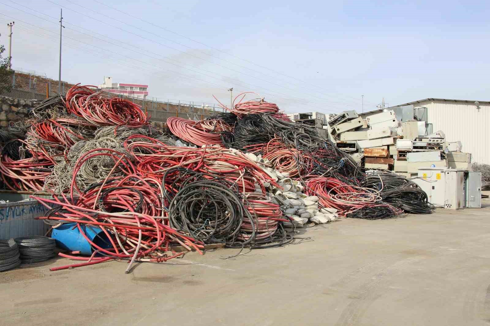 Dicle Elektrik’ten 7.5 milyon kWh’lik tasarruf