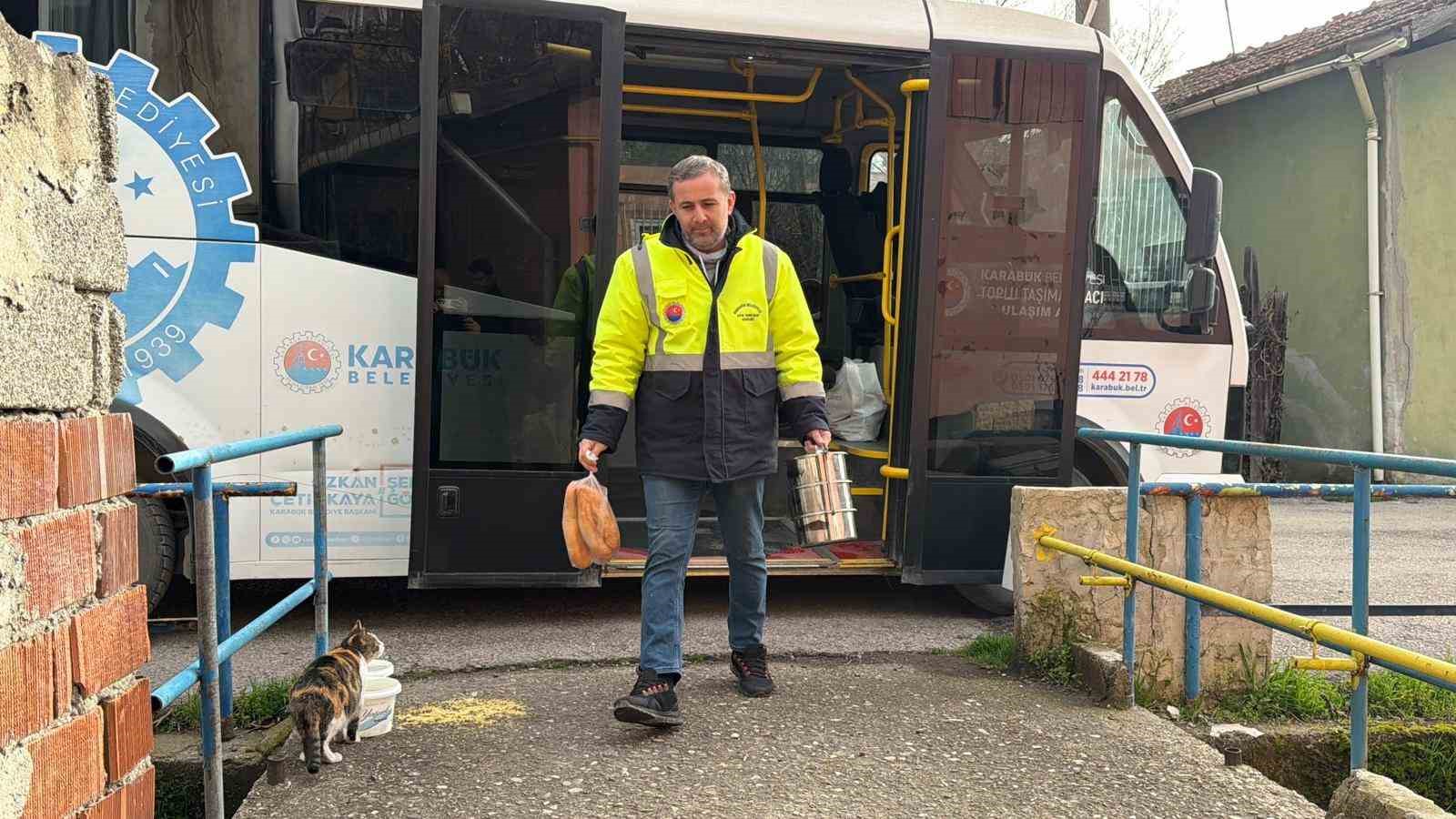Karabük Belediyesinden Ramazan’da 450 kişiye sıcak yemek desteği
