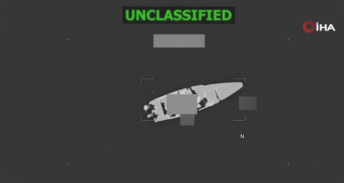 ABD ordusu, Karayipler’de uyuşturucu taşıyan tekneyi vurdu!