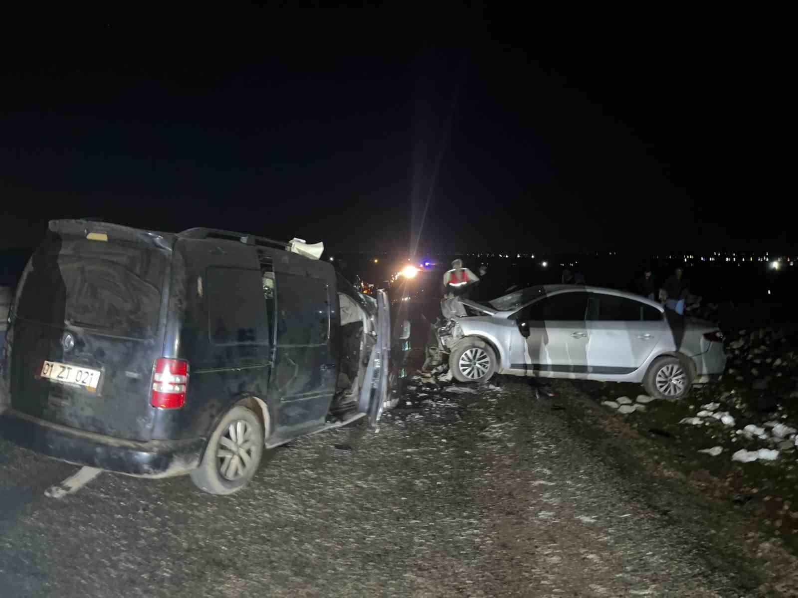 Diyarbakır’da iki otomobilin çarpıştığı kazada ölü sayısı 5’e yükseldi