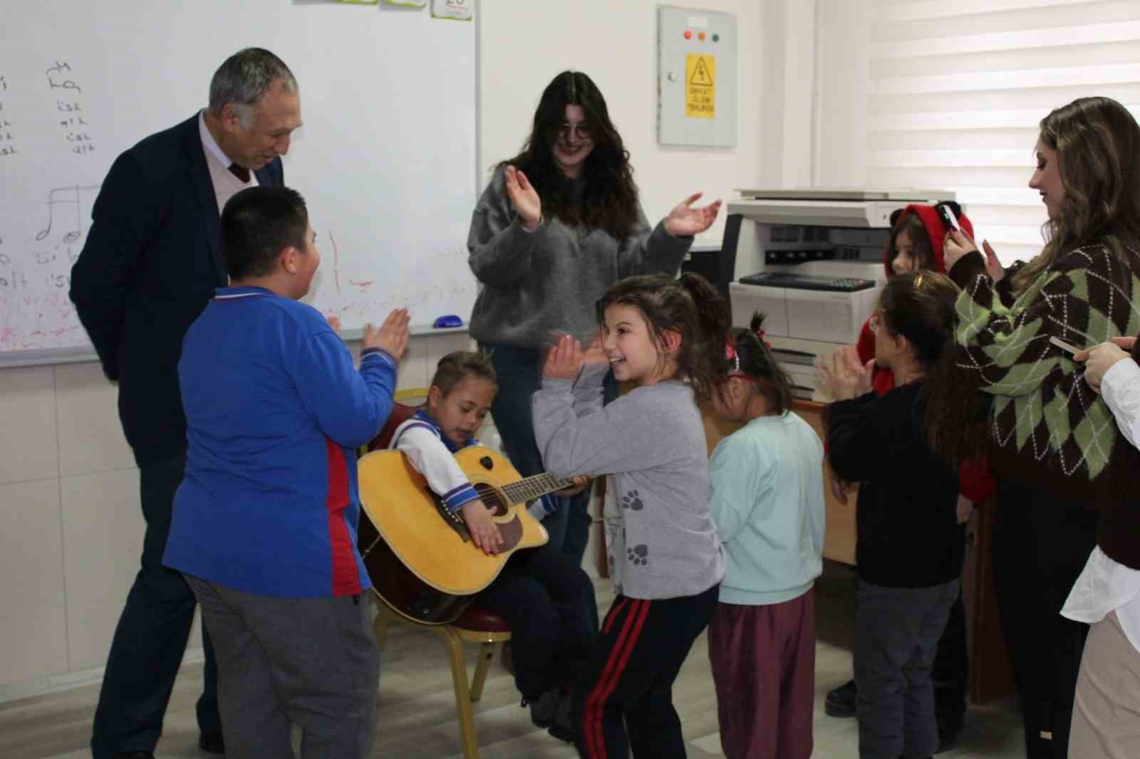 Bor Kütüphanesi’nden özel öğrencilere anlamlı etkinlik