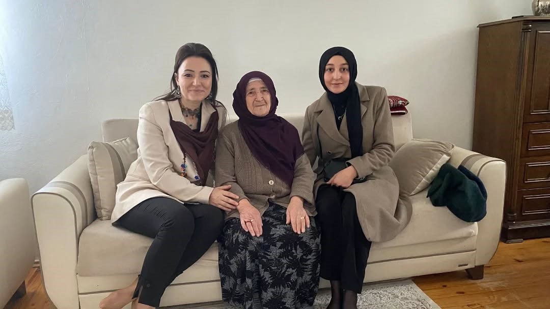 Şehit annesine ziyaret