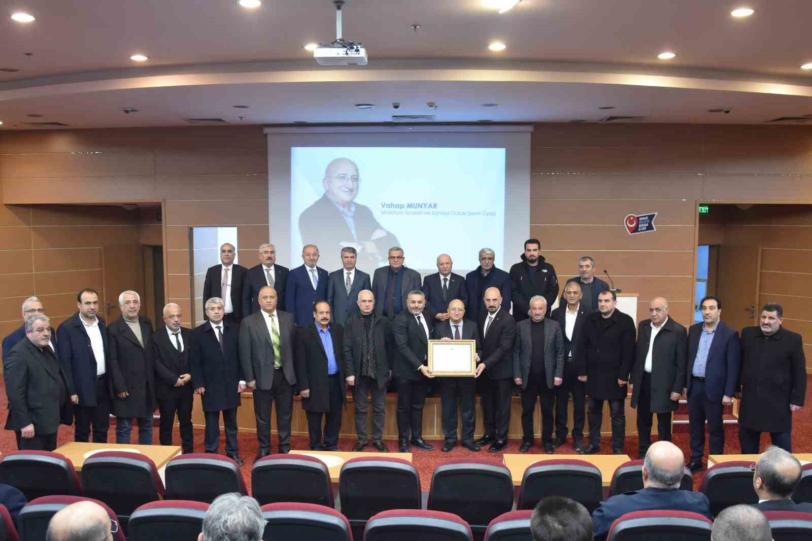 Malatya TSO’dan Vahap Munyar’a 