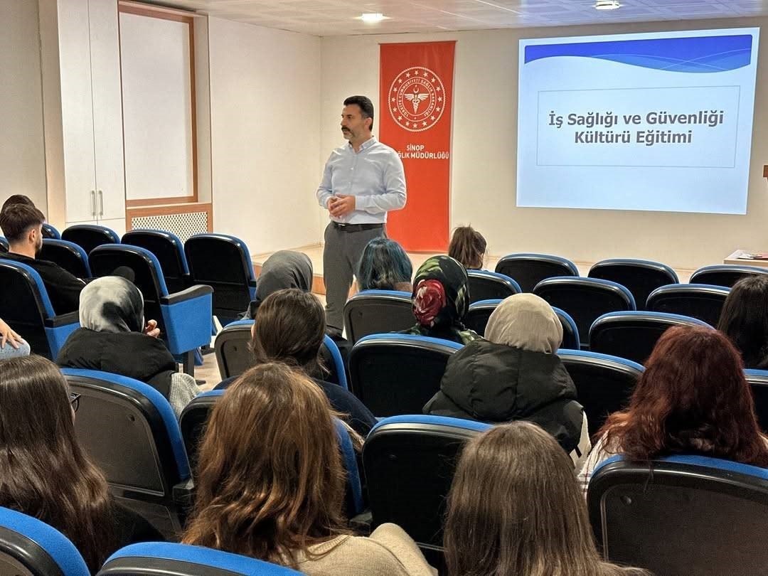 Sinop’ta stajyer öğrencilere 