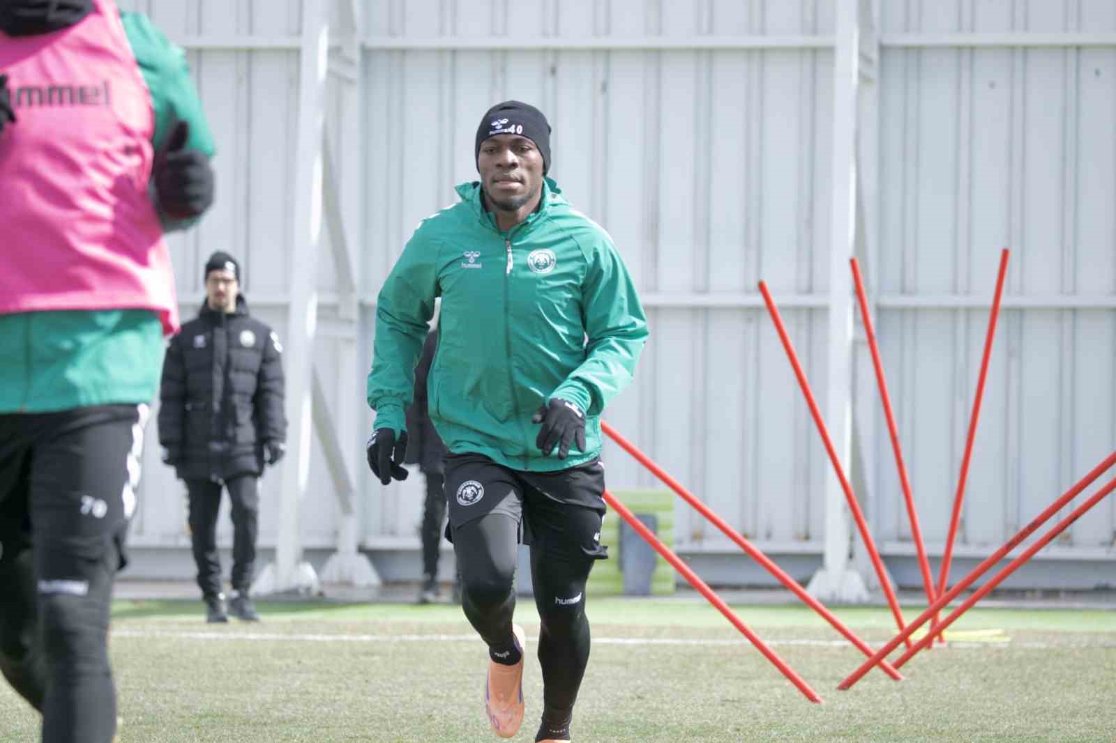 Konyaspor, Rams Başakşehir maçı hazırlıklarını tamamladı
