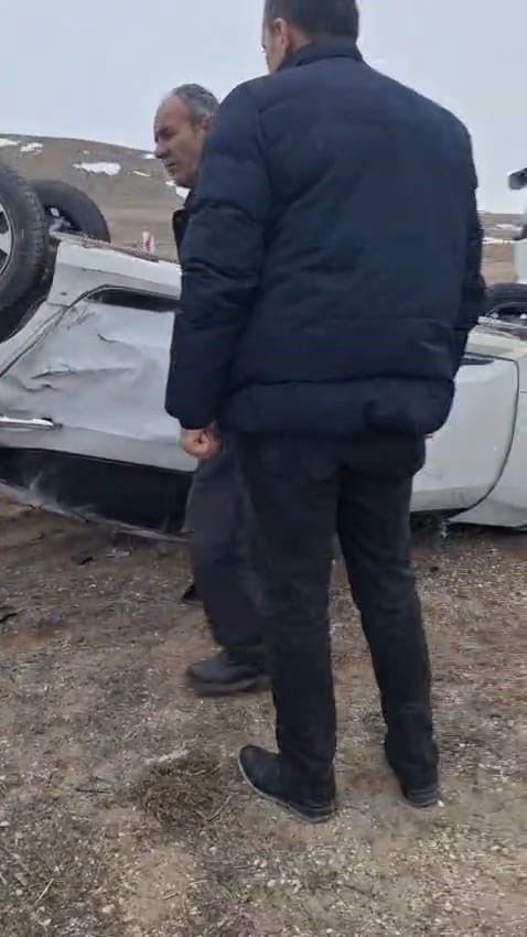 Otomobil takla attı, sürücü kazadan yara almadan kurtuldu