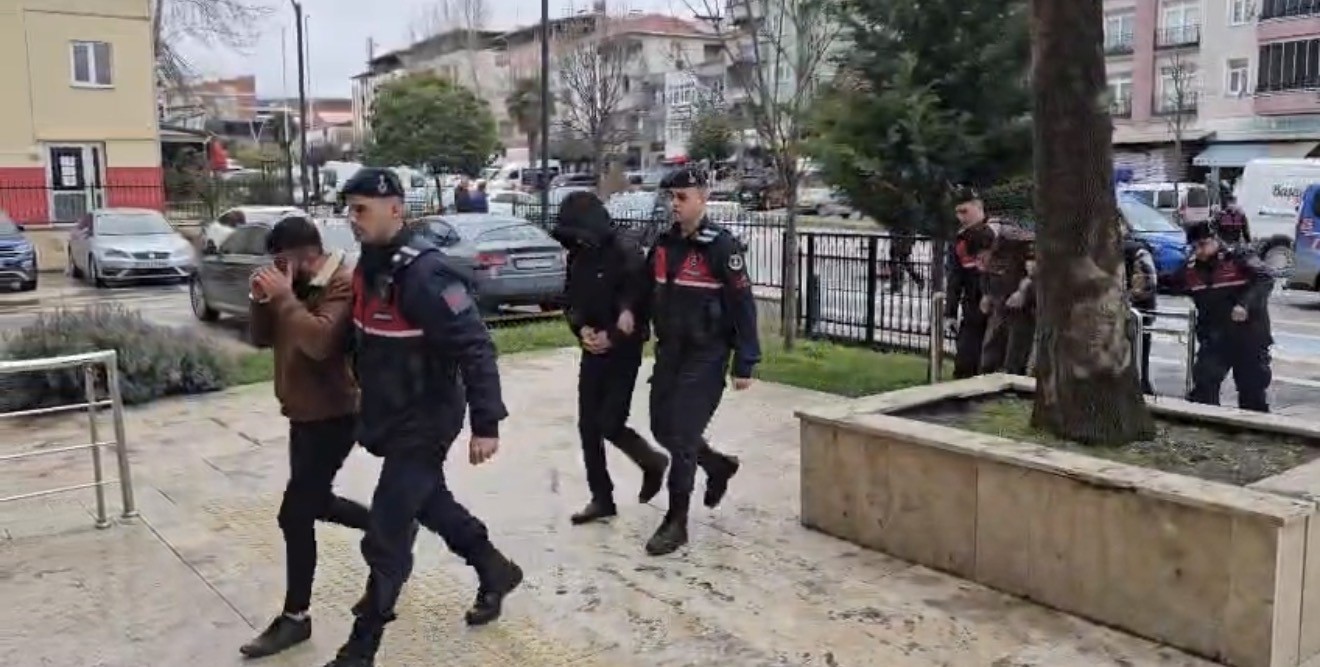 Erbaa’da bağ evinden hırsızlık yapan 6 şüpheli yakalandı