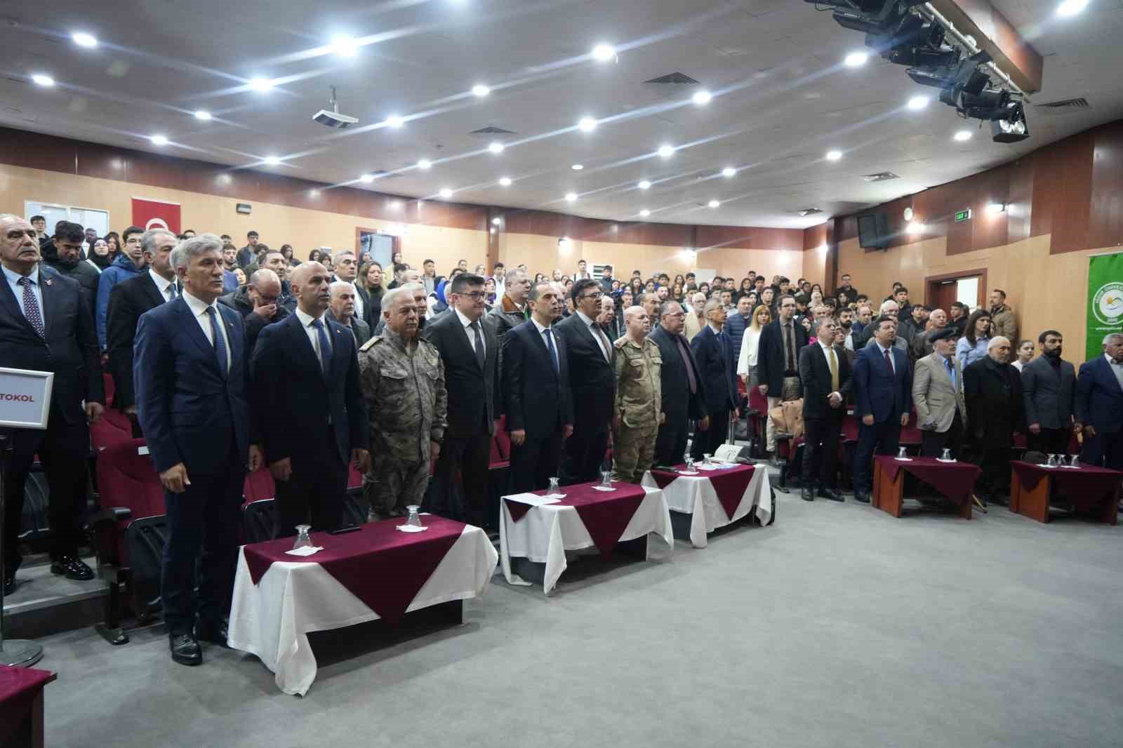 Iğdır’da Hocalı Katliamı’nda hayatını kaybedenler anıldı
