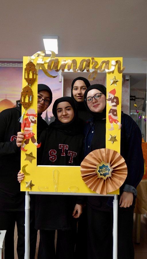 Esenler’de liselerde 