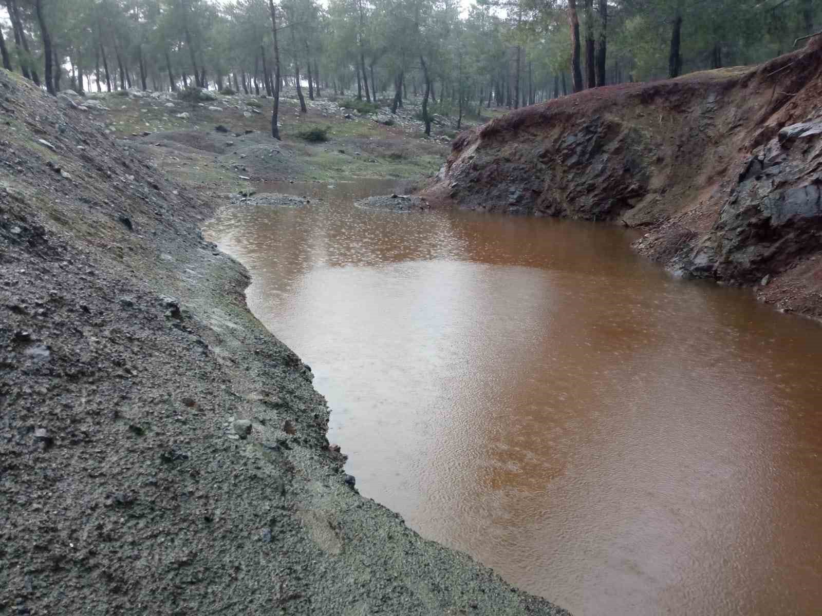 Cüneyt’e mezar olan çukur kapatıldı